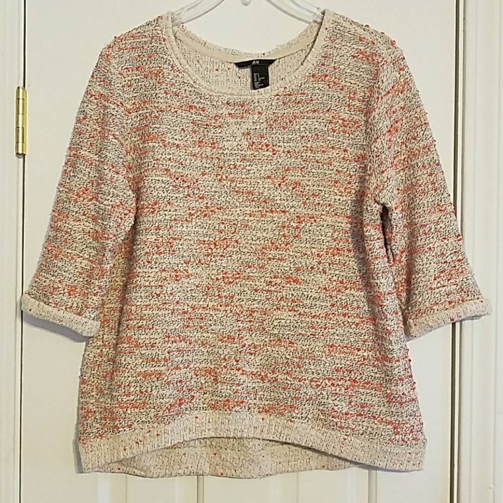Cute and comfortable H&M lounge top